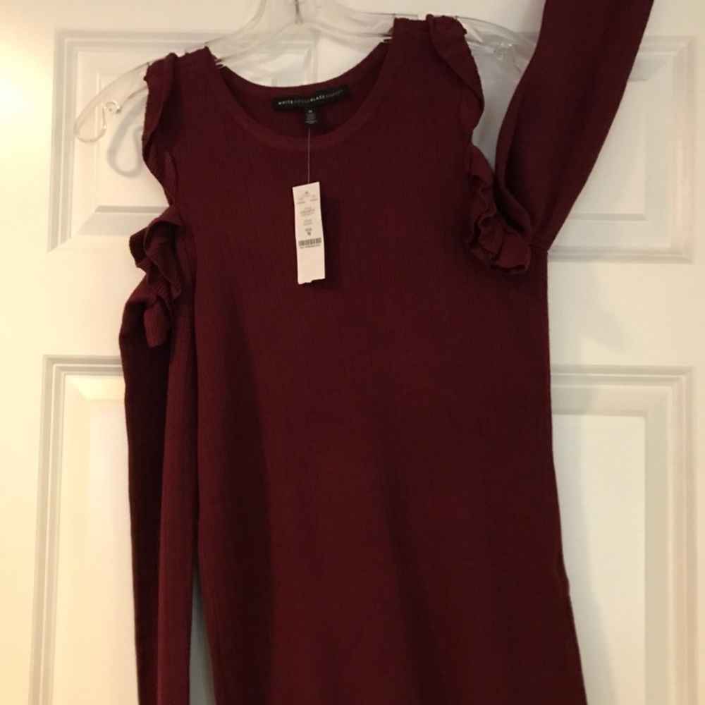 cold shoulder top - Picture 1 of 4